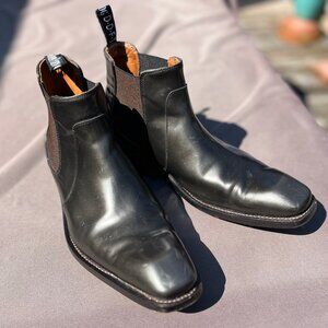 John Fluevog Size 11 Preowned condition classy boots John Fluevog Boots, Black Leather Ankle Boots, Elastic  main image 3